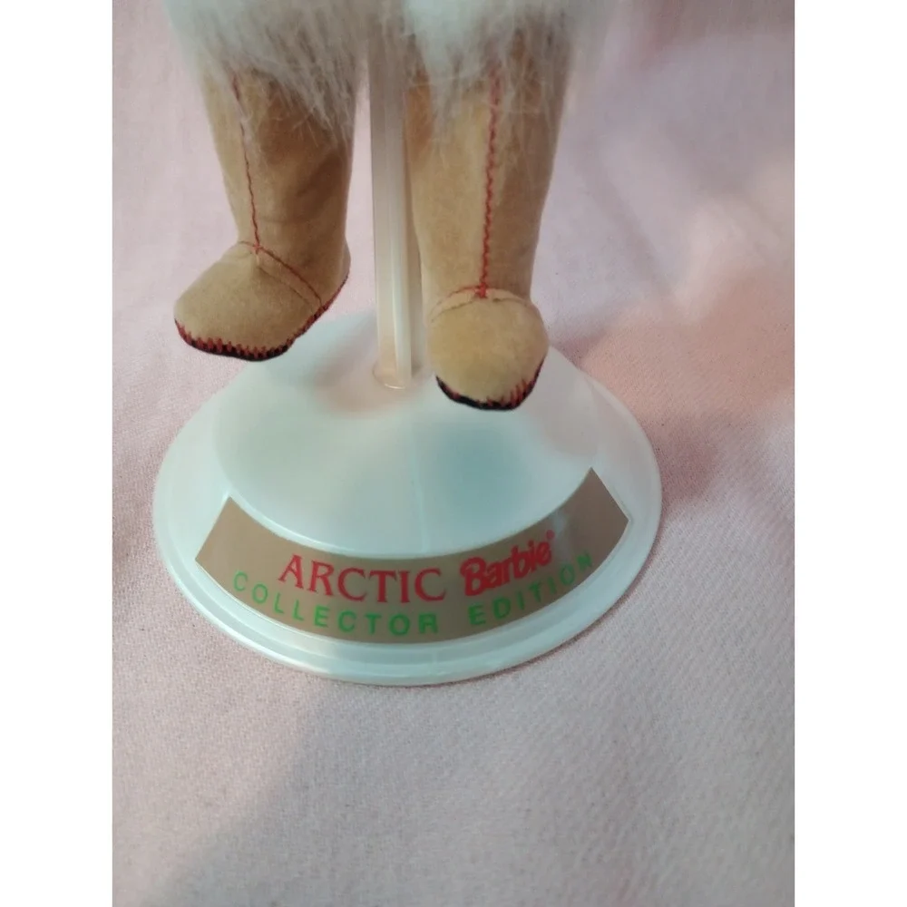 1997 Barbie Dolls of the World Arctic Barbie #16495 Collector Edition